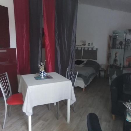 Tiny House Independante Climatisee Moulès Dış mekan fotoğraf