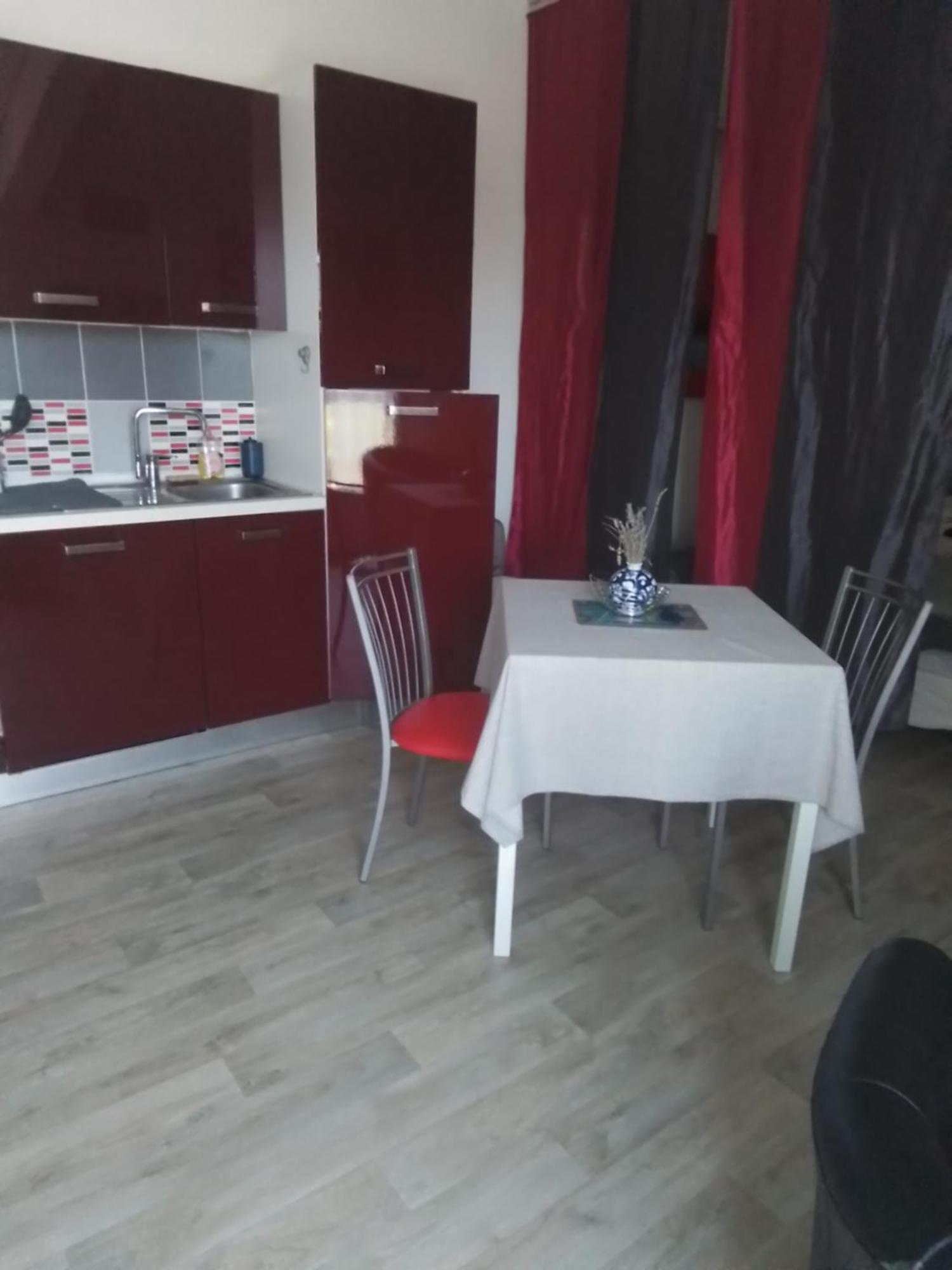Tiny House Independante Climatisee Moulès Dış mekan fotoğraf